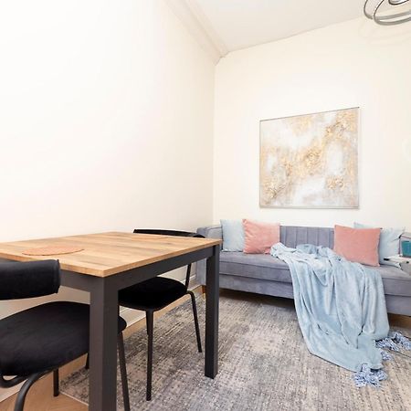Ferienwohnung Joivy Modern Flat In City Centre - For Up To 3 Guests Edinburgh Exterior foto