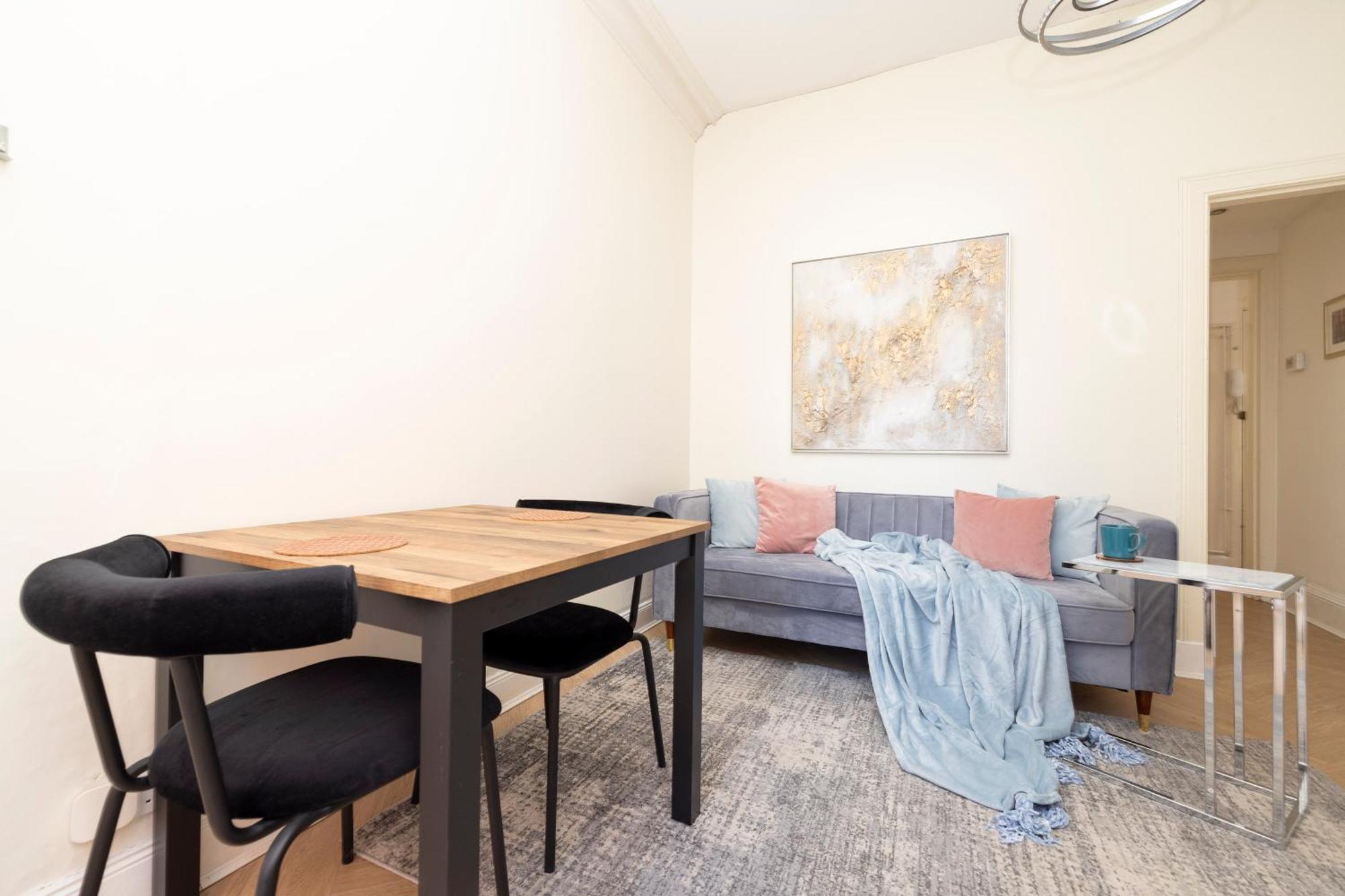 Ferienwohnung Joivy Modern Flat In City Centre - For Up To 3 Guests Edinburgh Exterior foto