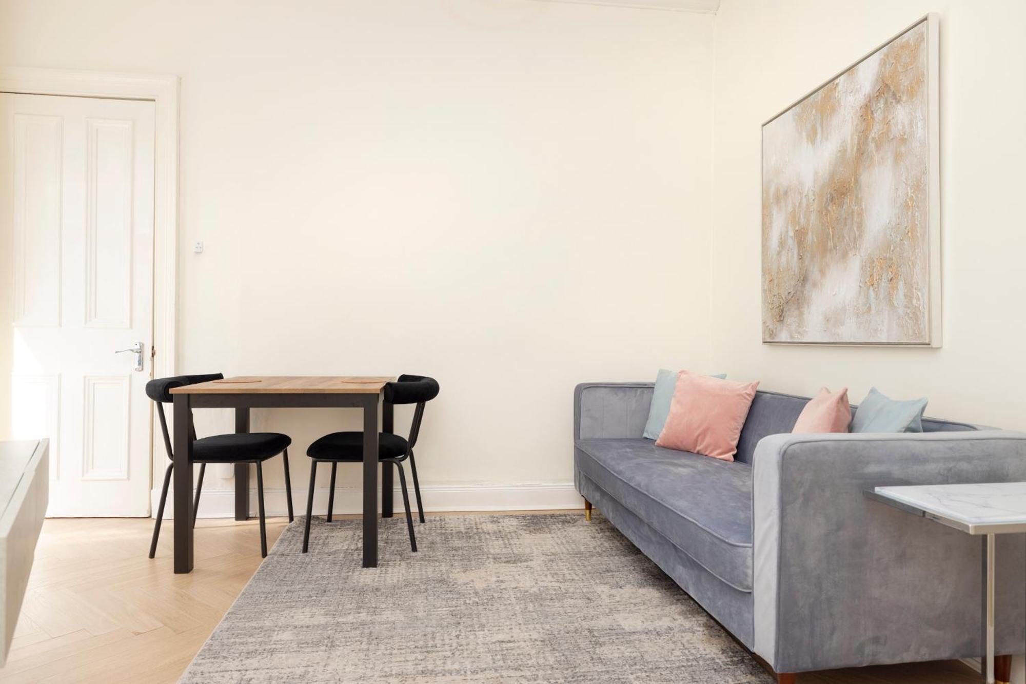 Ferienwohnung Joivy Modern Flat In City Centre - For Up To 3 Guests Edinburgh Exterior foto