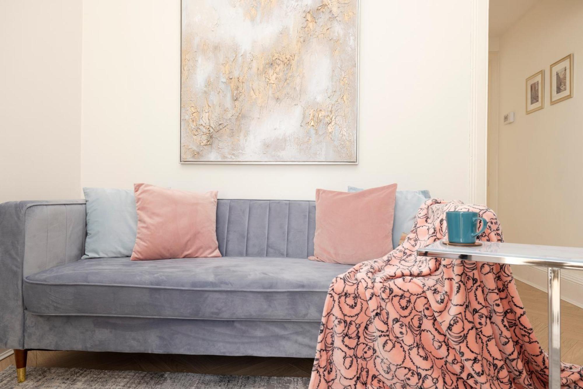 Ferienwohnung Joivy Modern Flat In City Centre - For Up To 3 Guests Edinburgh Exterior foto